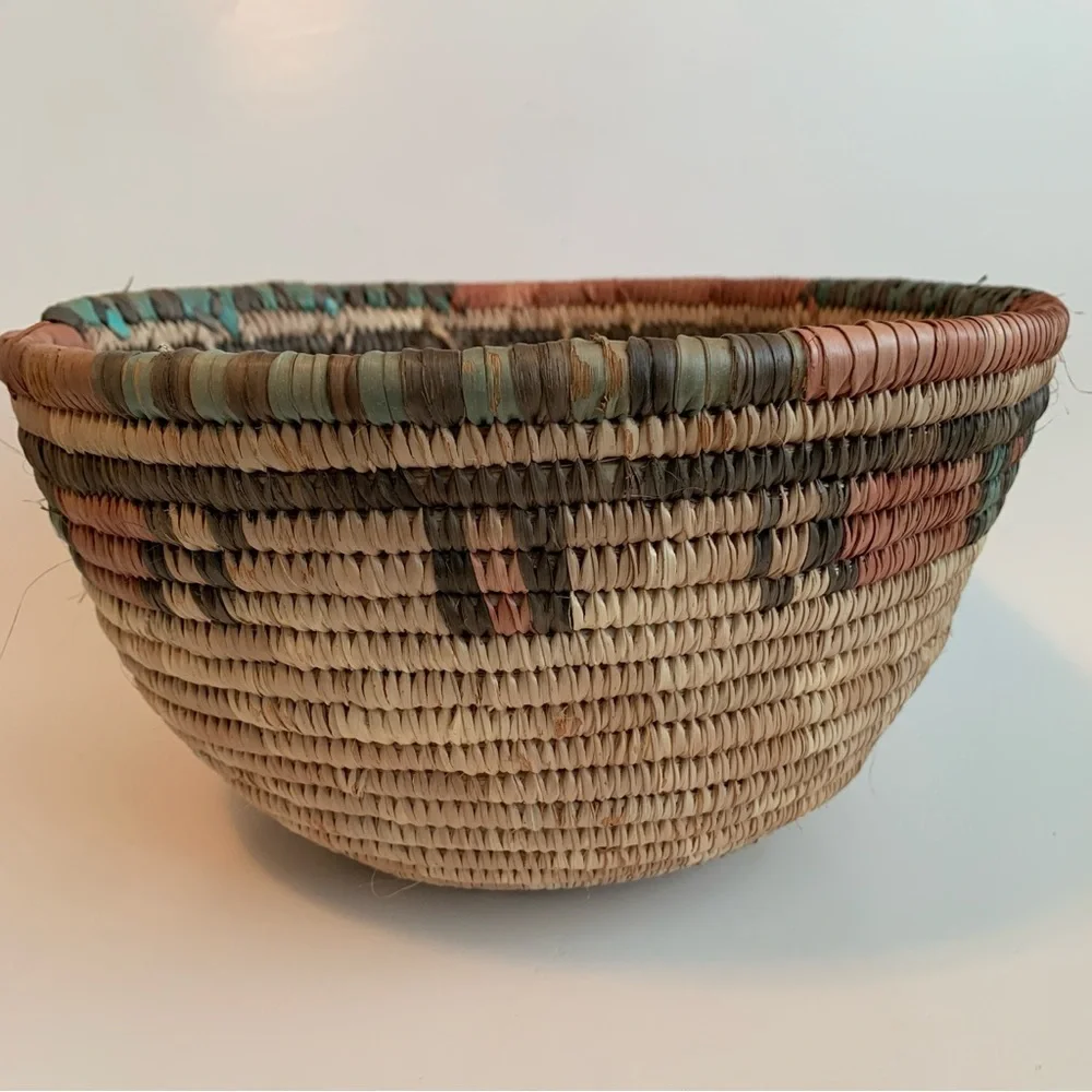 Vintage African Hausa Coiled Woven Grass Basket Bowl 11.5”